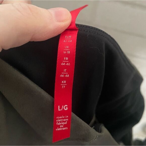 Spanx Faux Leather Moto Leggings Metallic Colored Size Large - Picture 6 of 14